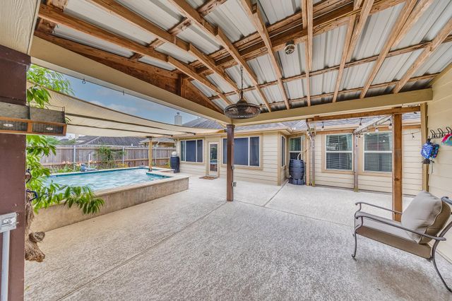 2829 Parkside Village Court, Pearland, TX 77581