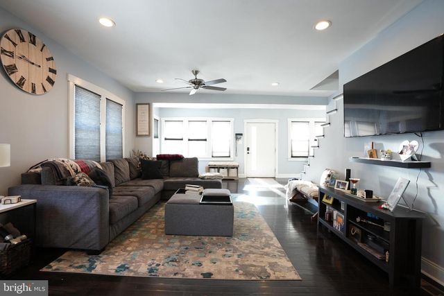 427 AUSTIN AVE, Barrington, NJ 08007