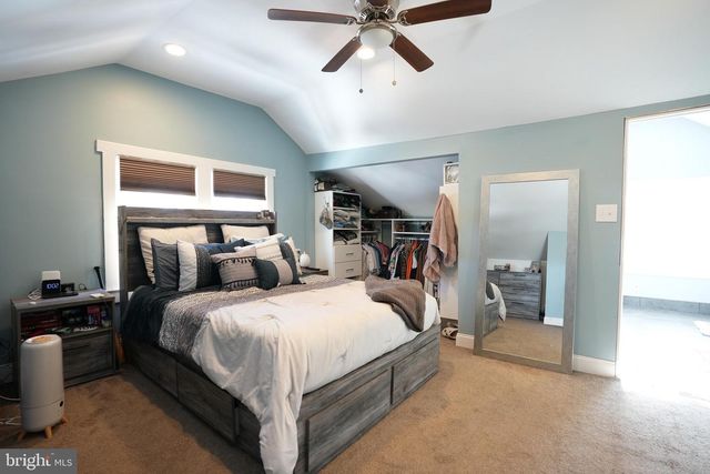 427 AUSTIN AVE, Barrington, NJ 08007