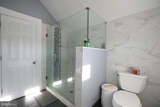 427 AUSTIN AVE, Barrington, NJ 08007