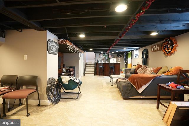 427 AUSTIN AVE, Barrington, NJ 08007