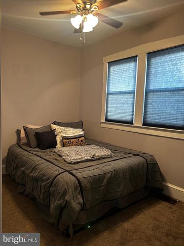 427 AUSTIN AVE, Barrington, NJ 08007