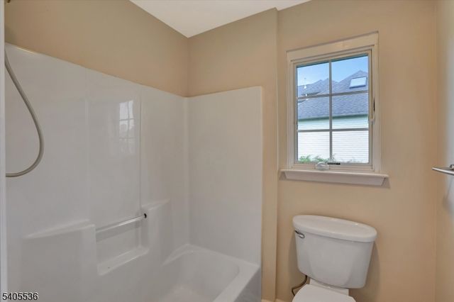 2 Post Oak Ct, Hardyston Twp., NJ 07419