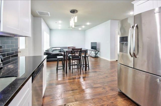 3510 Oleander Avenue, Texas City, TX 77590