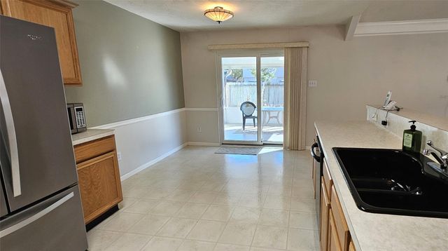 9210 San Saba Court, La Porte, TX 77571