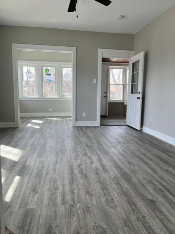 124 S Raynor Avenue, Joliet, IL 60436