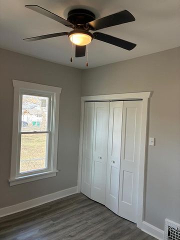 124 S Raynor Avenue, Joliet, IL 60436