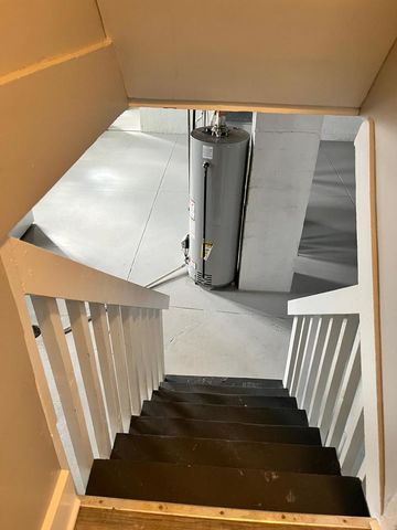 124 S Raynor Avenue, Joliet, IL 60436