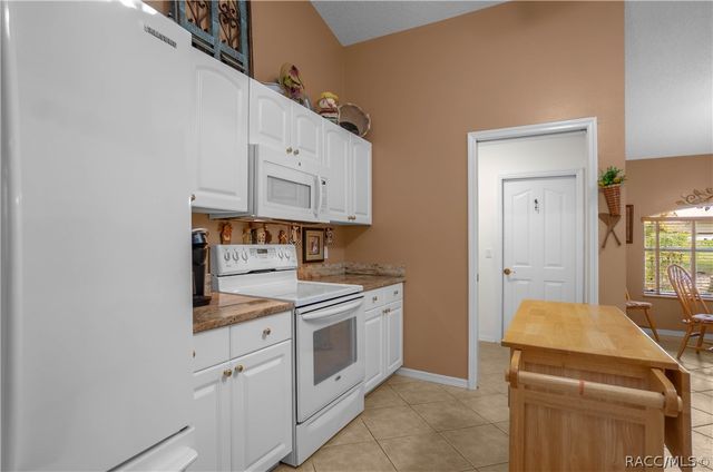 2174 E Celina Street, Inverness, FL 34453