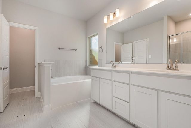 609 Candace Drive, Desoto, TX 75115