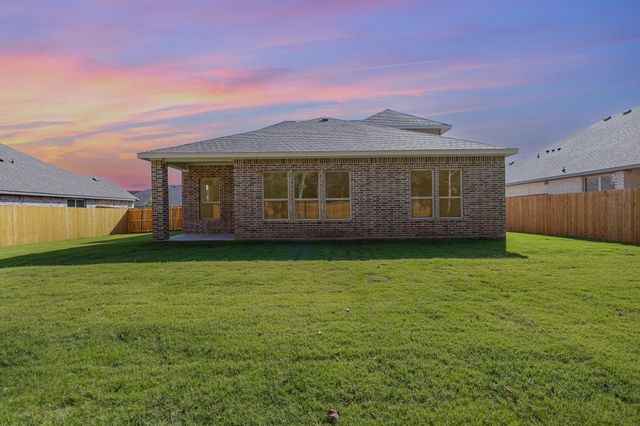 609 Candace Drive, Desoto, TX 75115