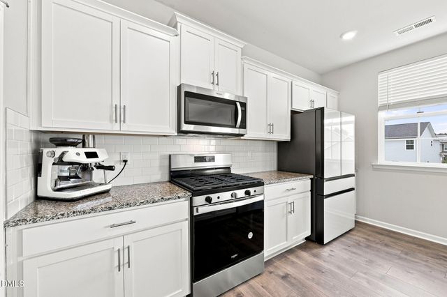 1420 Carisbrooke Drive, Mebane, NC 27302