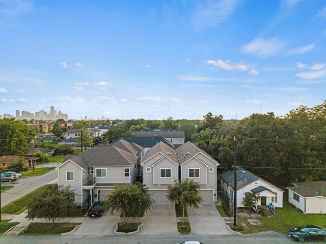 2307 Clementine Street, Houston, TX 77020