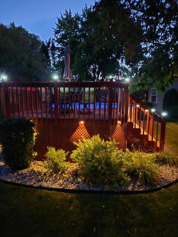 2969 W Bridge STREET, Greenfield, WI 53221