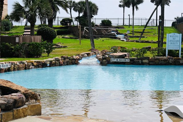 9520 Seawall Boulevard 111, Galveston, TX 77554