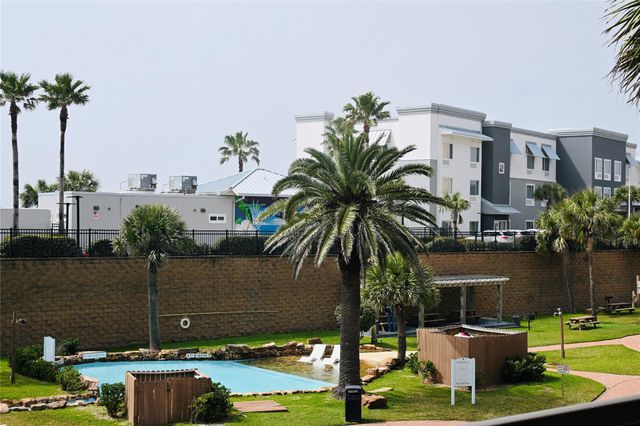 9520 Seawall Boulevard 111, Galveston, TX 77554