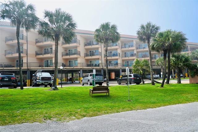 9520 Seawall Boulevard 111, Galveston, TX 77554