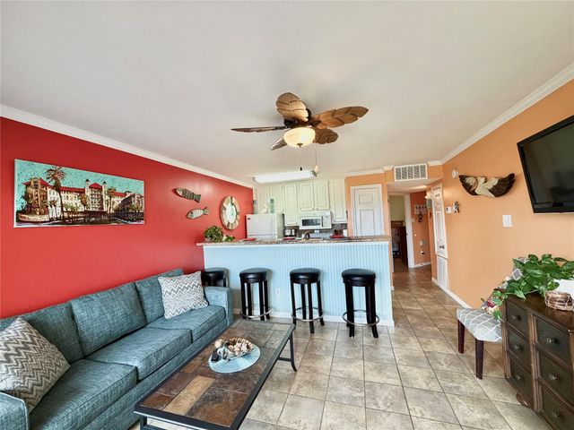 9520 Seawall Boulevard 111, Galveston, TX 77554