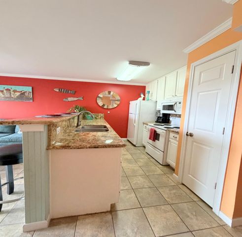 9520 Seawall Boulevard 111, Galveston, TX 77554