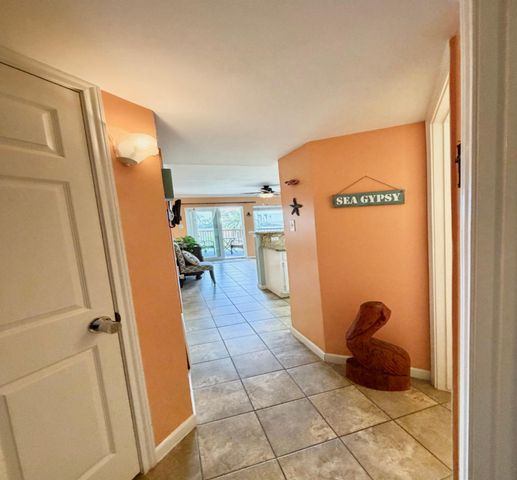 9520 Seawall Boulevard 111, Galveston, TX 77554