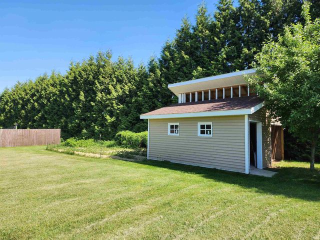 12454 Stoney Drive, Middlebury, IN 46540