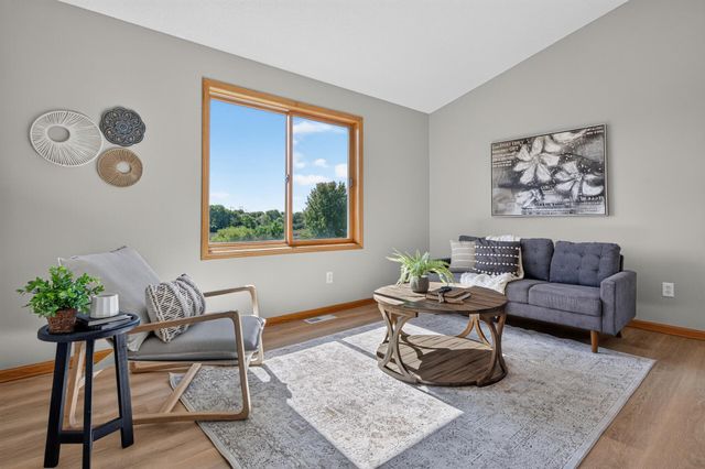 3668 Woodside Drive, Monticello, MN 55362