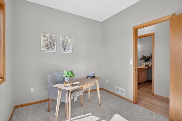 3668 Woodside Drive, Monticello, MN 55362