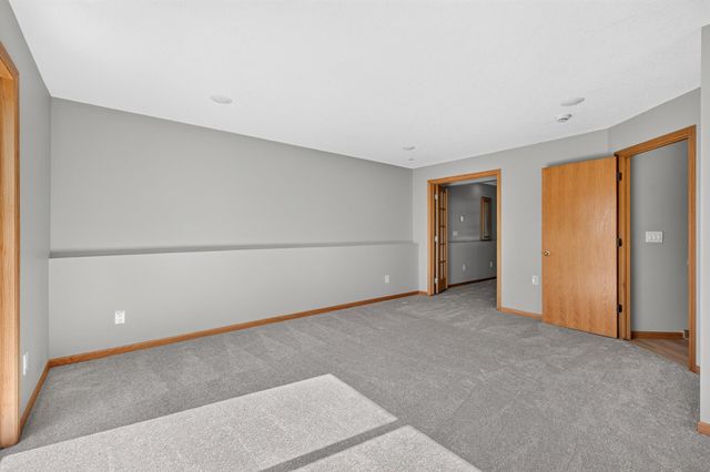 3668 Woodside Drive, Monticello, MN 55362