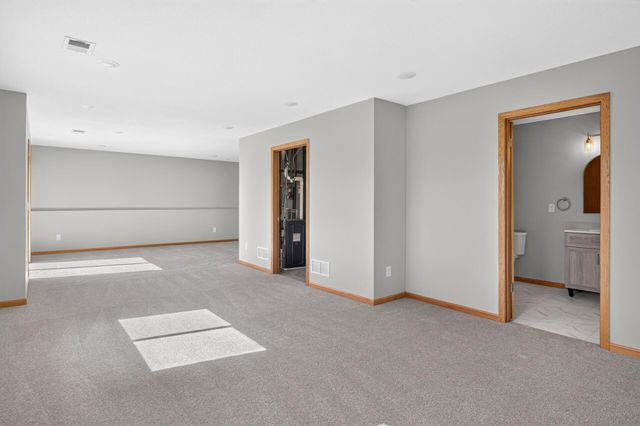 3668 Woodside Drive, Monticello, MN 55362