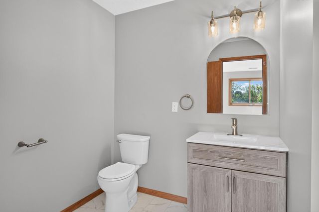 3668 Woodside Drive, Monticello, MN 55362