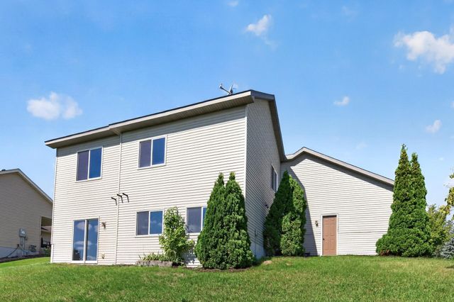 3668 Woodside Drive, Monticello, MN 55362
