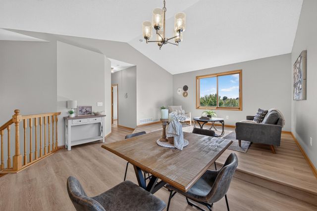 3668 Woodside Drive, Monticello, MN 55362