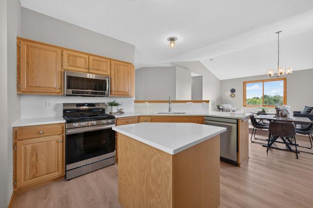 3668 Woodside Drive, Monticello, MN 55362