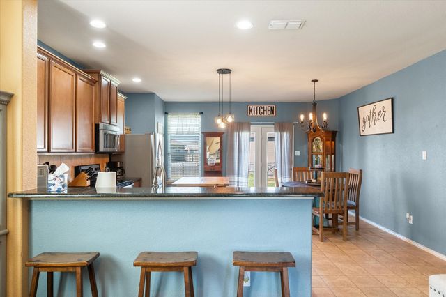 2904 Big Horn Bluff Court, Fort Worth, TX 76108