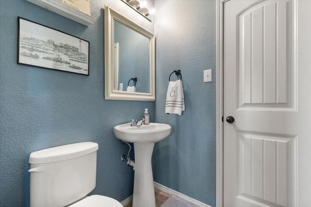 2904 Big Horn Bluff Court, Fort Worth, TX 76108