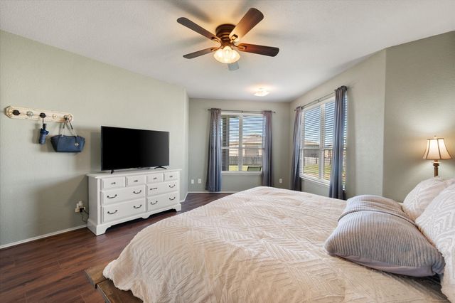 2904 Big Horn Bluff Court, Fort Worth, TX 76108