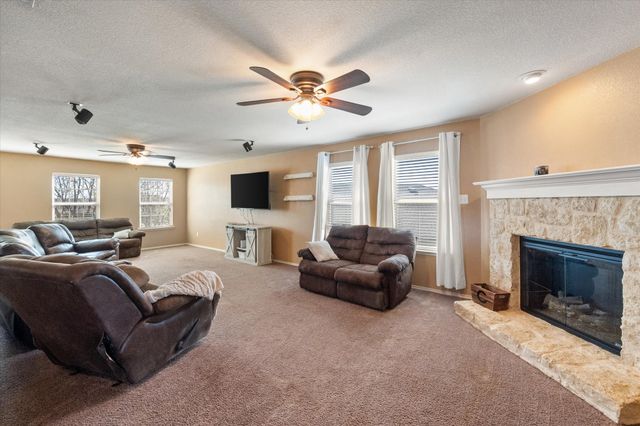 2904 Big Horn Bluff Court, Fort Worth, TX 76108