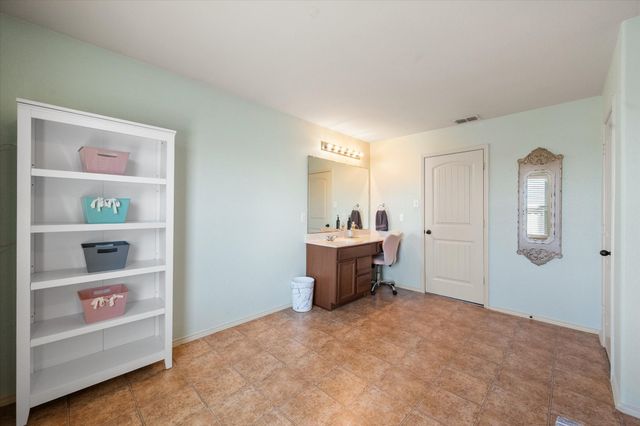 2904 Big Horn Bluff Court, Fort Worth, TX 76108