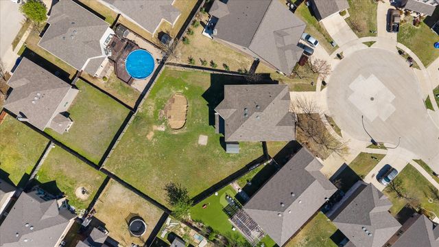 2904 Big Horn Bluff Court, Fort Worth, TX 76108