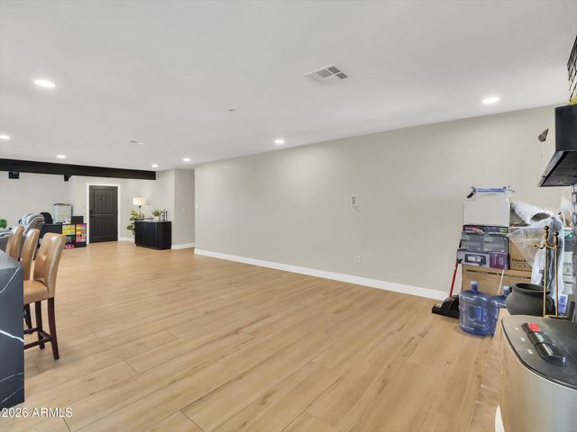 5122 W FALLEN LEAF Lane, Glendale, AZ 85310