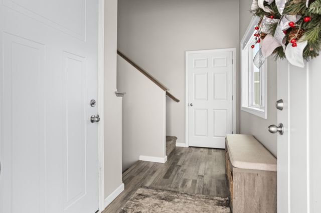 1011 Barnes Drive W, West Fargo, ND 58078