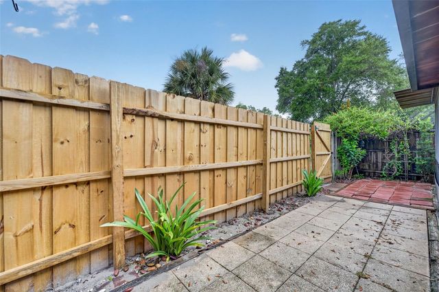 512 DERBY DRIVE, Altamonte Springs, FL 32714