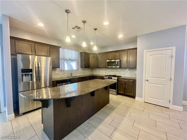 8971 Whitten Park Avenue, Las Vegas, NV 89148