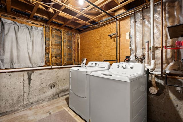597 Liberty St, Rockland, MA 02370