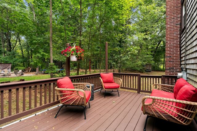 597 Liberty St, Rockland, MA 02370