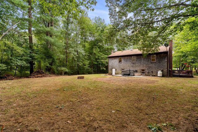 597 Liberty St, Rockland, MA 02370