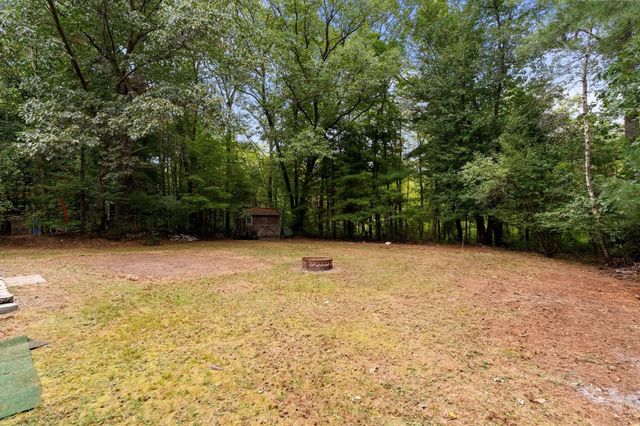 597 Liberty St, Rockland, MA 02370