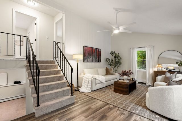 597 Liberty St, Rockland, MA 02370