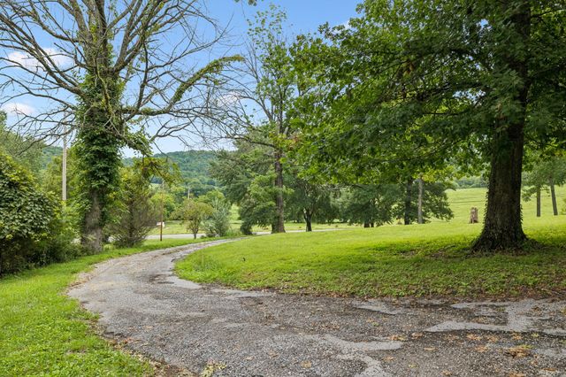 9680 Highway 25, E, Hartsville, TN 37074
