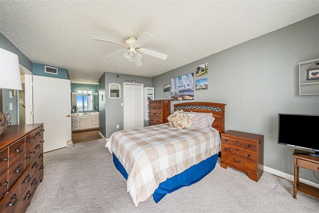 2530 GARY CIRCLE 802, Dunedin, FL 34698